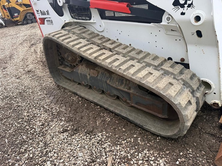 2018-bobcat-t770-image-12