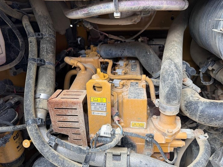 2022-caterpillar-289d3-image-16