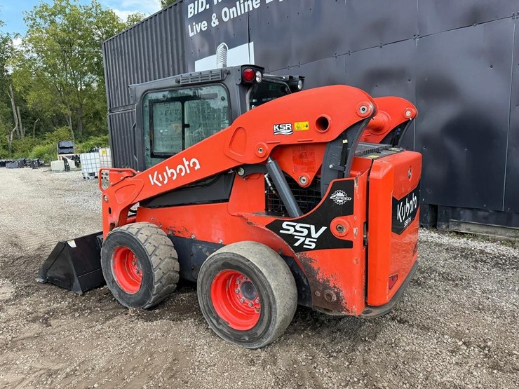 2024-kubota-ssv75-image-2