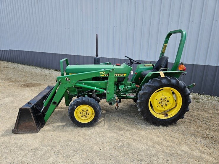 john-deere-750-image-2