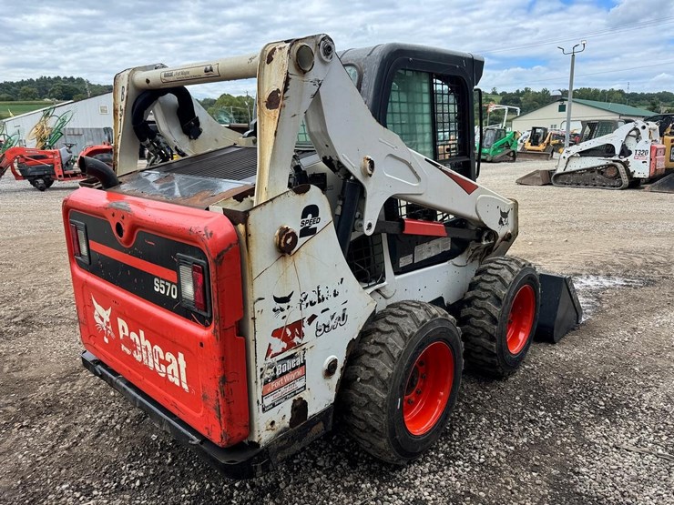 2018-bobcat-s570-image-6