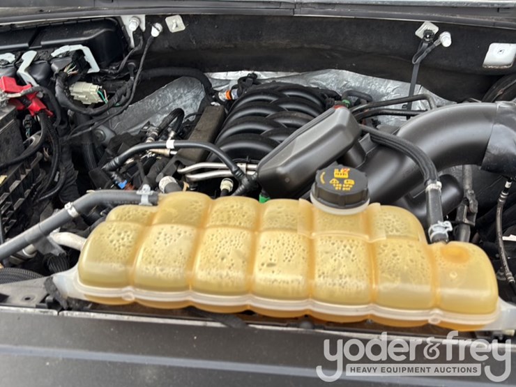 2020-ford-f150-image-17