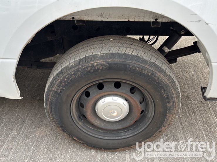 2020-ford-f150-image-10