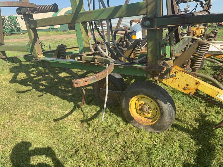 john-deere-1600-image-24