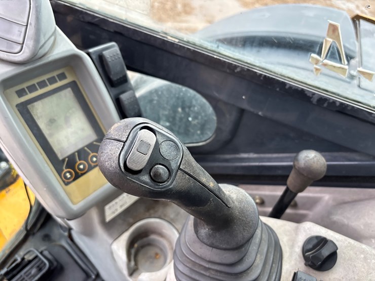 2017-deere-50g-image-22