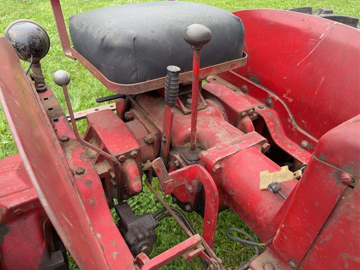 massey-harris-pacer-image-25