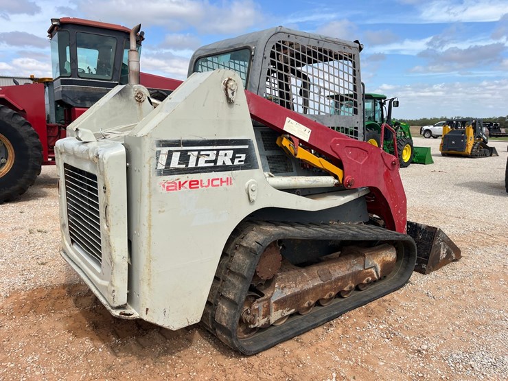 2017-takeuchi-tl12r2-image-11