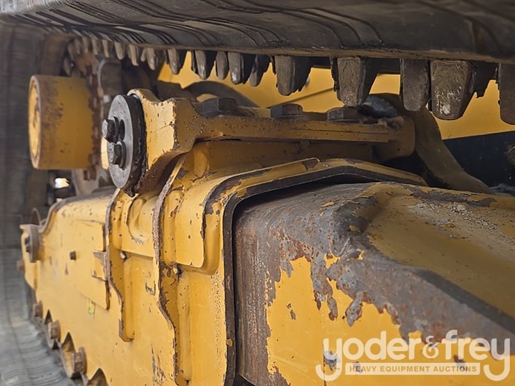 2020-caterpillar-289d3-image-15