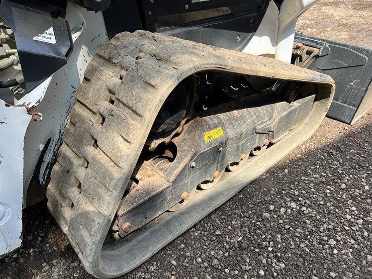 bobcat-t64-image-15
