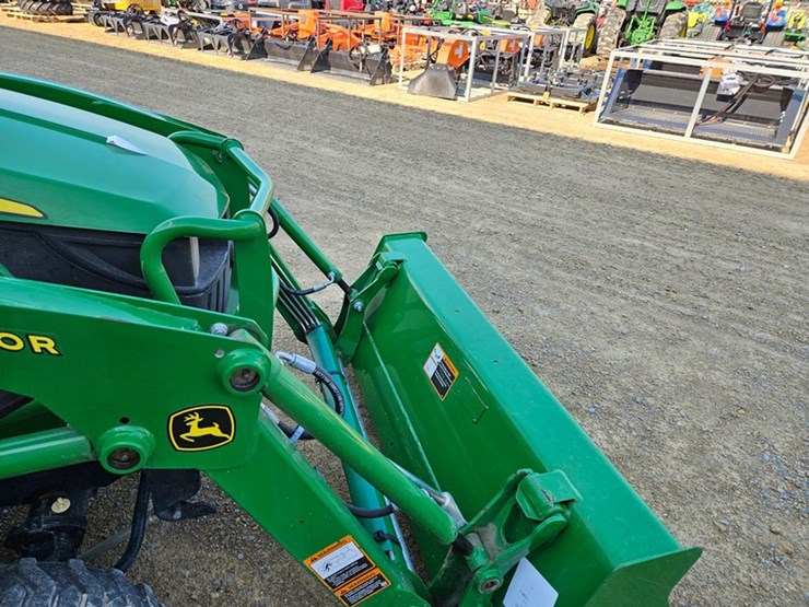 john-deere-1025r-image-29