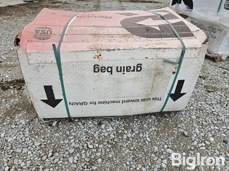 revolution-10'-x-400'-grain-bags-image-17