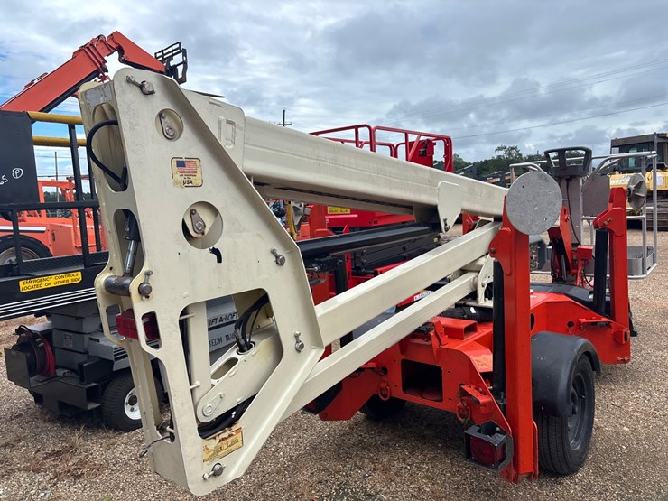 jlg-t350-image-13