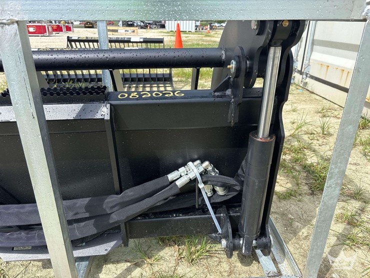 2026-greatbear-heavy-grass-78in-fork-grapple-skid-steer-attachment-image-9