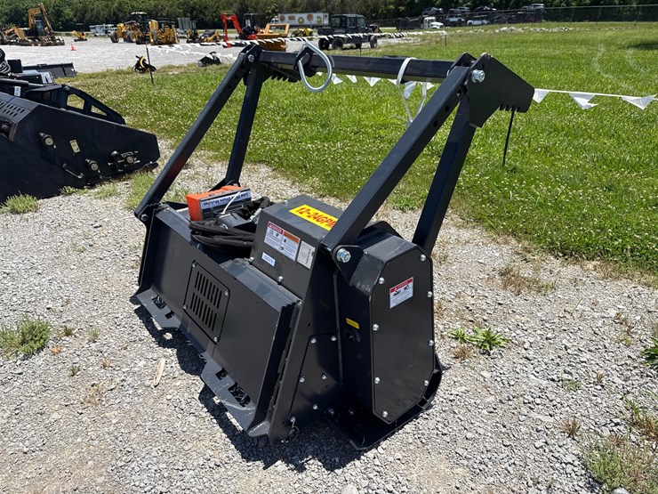 #21-•-50"-drum-mulcher-image-3