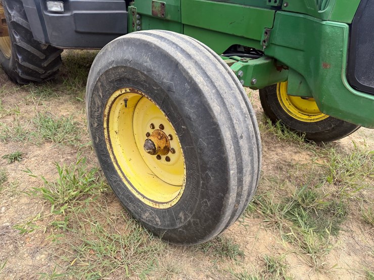 1997-john-deere-8300-image-9