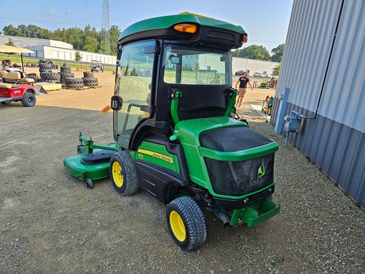 2015-john-deere-1575-image-3