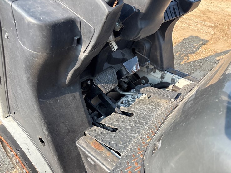 #2102-•-2015-nissan-cf50lp-forklift-image-5