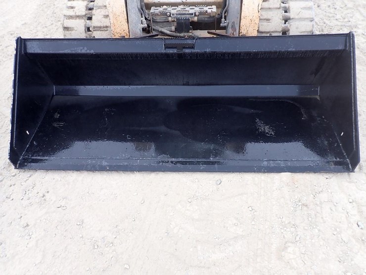 wildcat-84"-skid-steer-gp-bucket-image-2