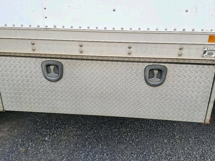 2011-ford-f550-image-23