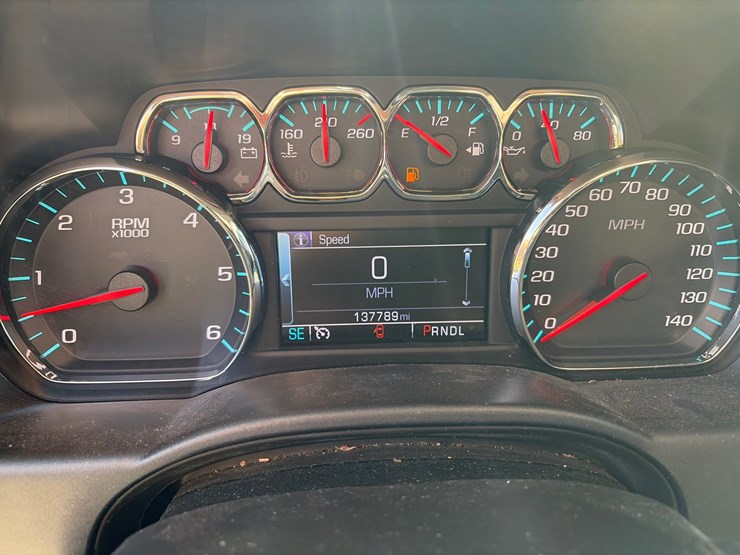#102-•-2018-gmc-sierra-1500-4x4-image-9