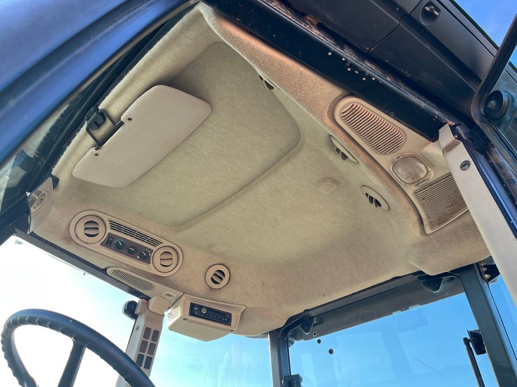 2009-john-deere-5101e-image-14