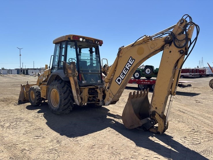 deere-410g-image-4