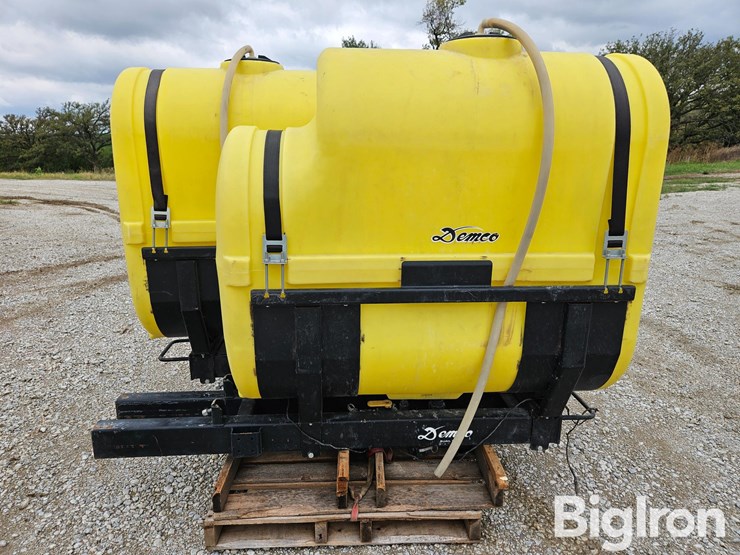 demco-saddle-tanks-w/mounting-brackets-image-4