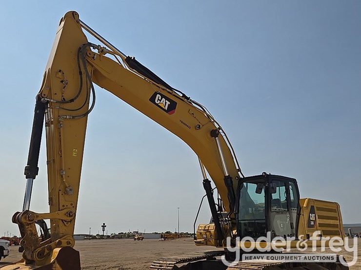 2019-caterpillar-336-image-24