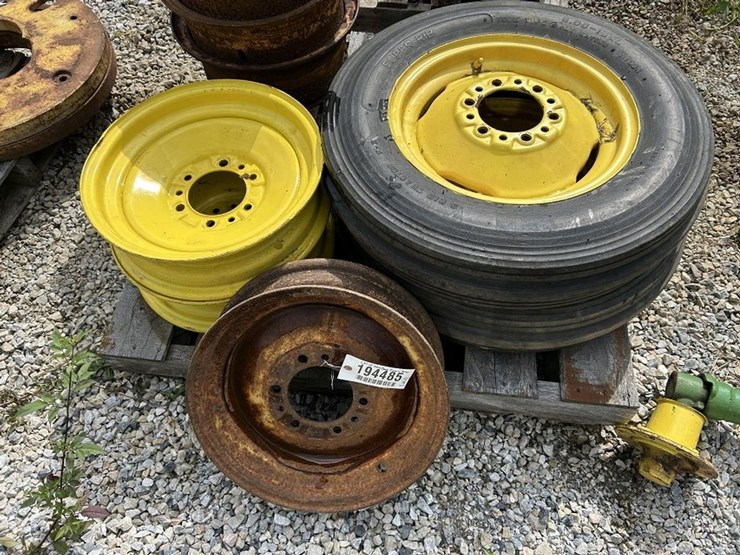 deere-tires-image-1