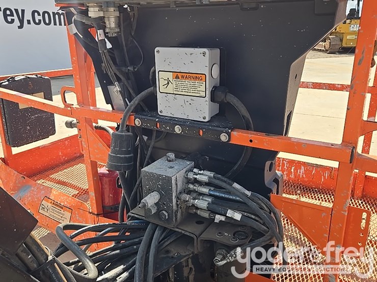 2015-jlg-860sj-image-25