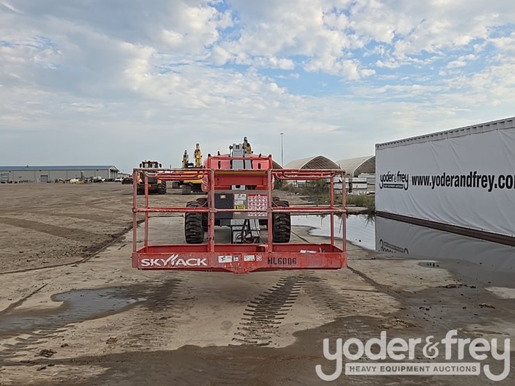 2020-skyjack-sj61t-image-8