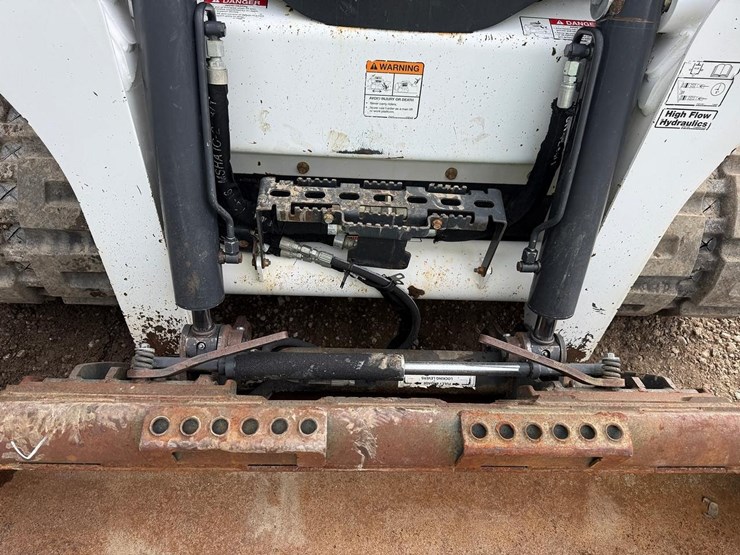 2018-bobcat-t770-image-10