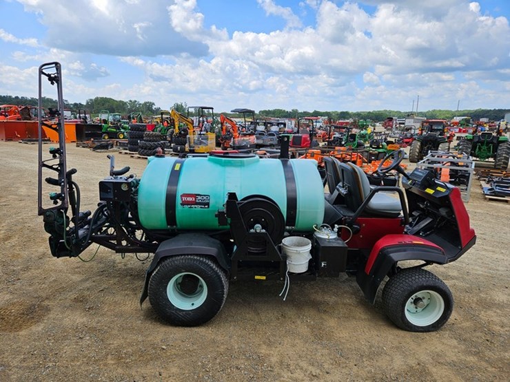 2006-toro-multi-pro-5700d-image-6