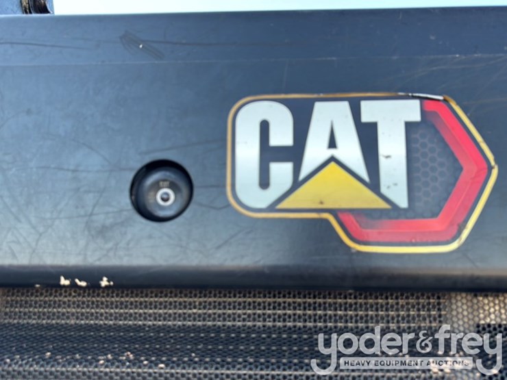 2021-caterpillar-259d3-image-30