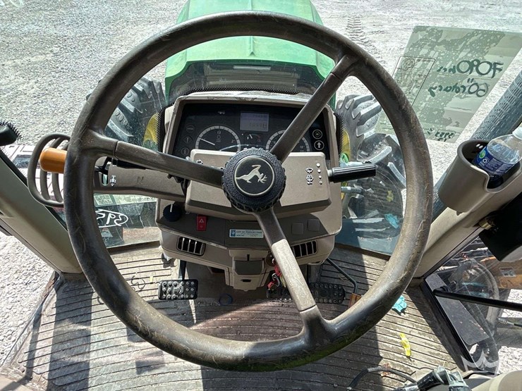 john-deere-6125m-image-25