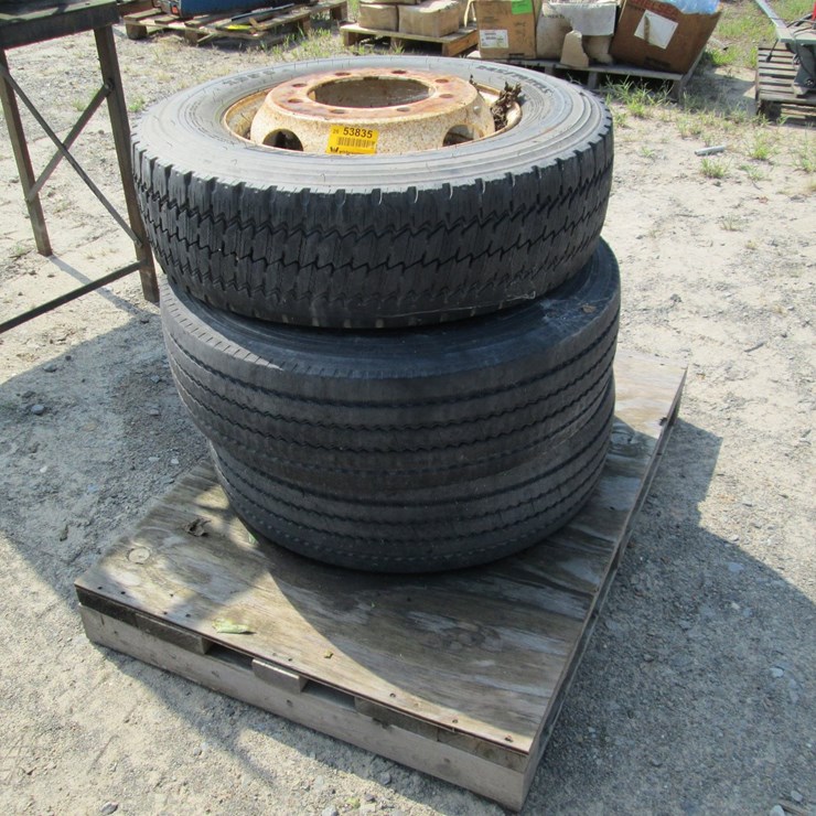 #53835 • Michelin 245/70R 19.5 Tires and Rims INV#53835