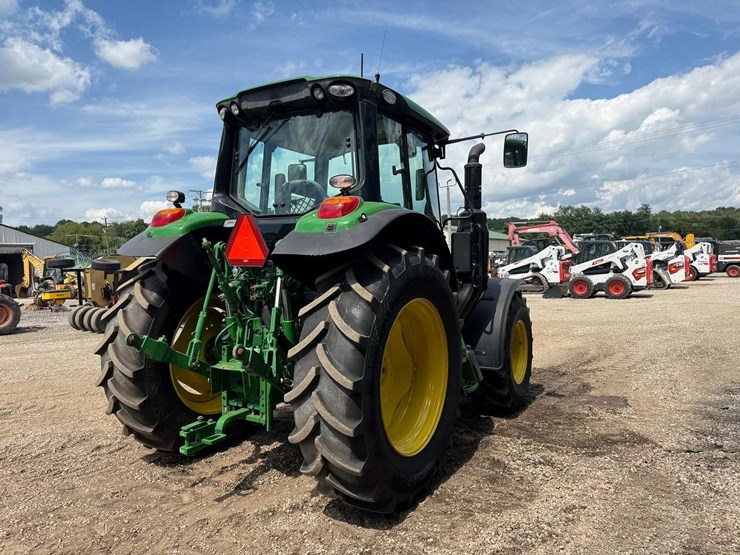 2020-john-deere-6110m-image-4