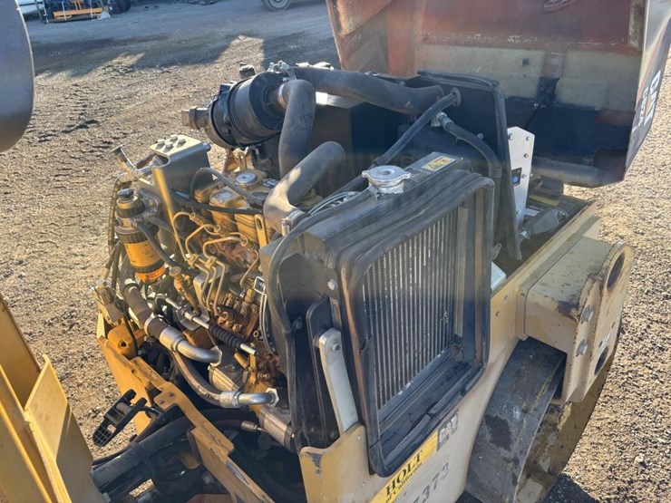 caterpillar-cb24-image-28