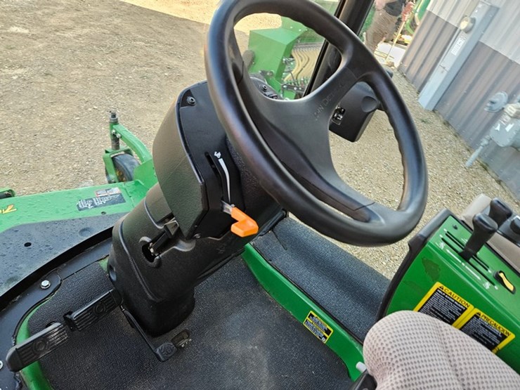 2015-john-deere-1575-image-27