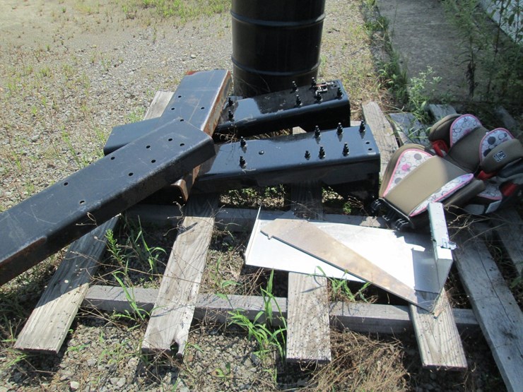 #53838-•-lot-of-misc.-truck-frame-rails-inv#53838-image-4