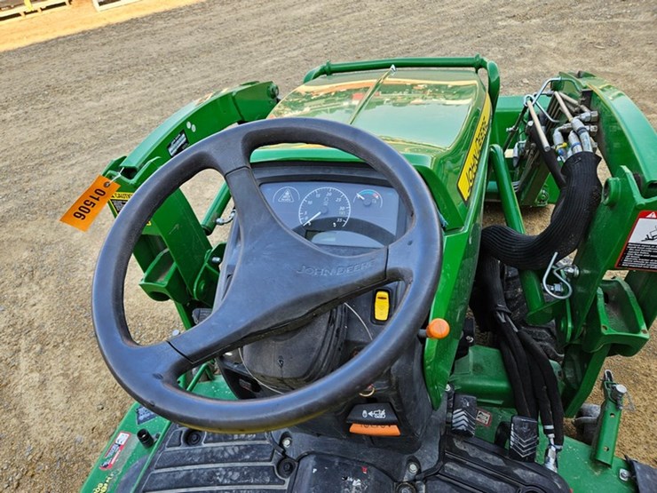 john-deere-1025r-image-34