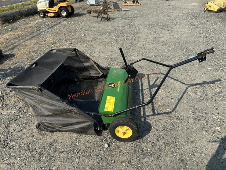 john-deere-la-image-1