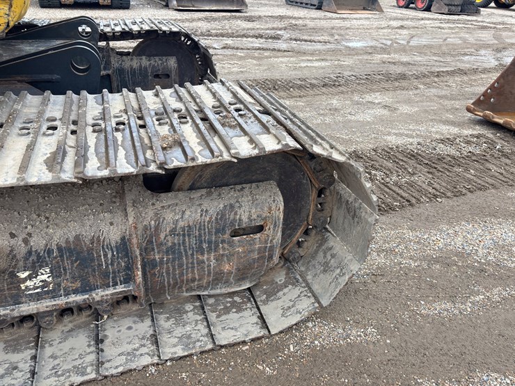 komatsu-pc138us-image-14