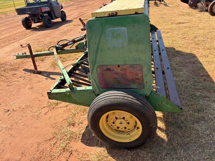 john-deere-8200-image-6