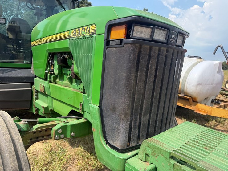 1997-john-deere-8300-image-36