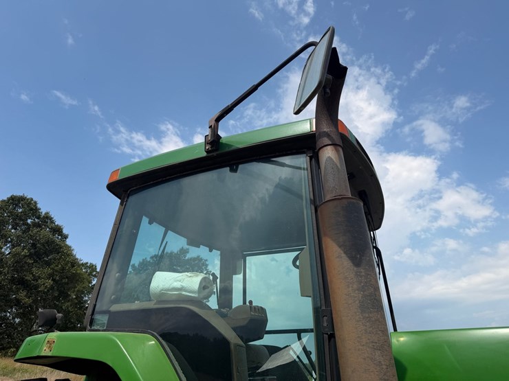 1997-john-deere-8300-image-43