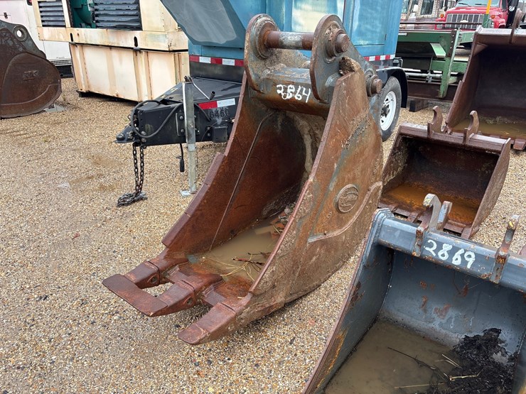john-deere-210-image-2