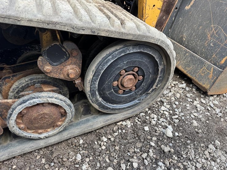 2008-caterpillar-287c-image-22