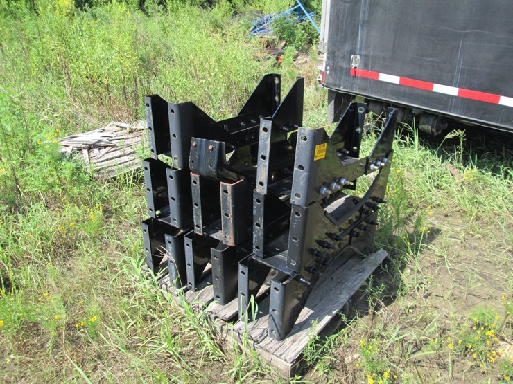 #53888-•-33-1/2"-lot-of-truck-body-mounting-subframes/cradles-inv#53888-image-2