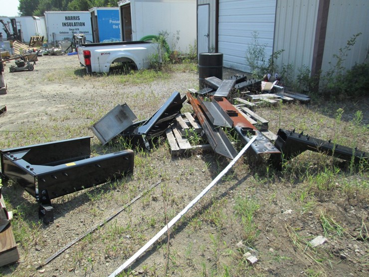 #53838-•-lot-of-misc.-truck-frame-rails-inv#53838-image-1